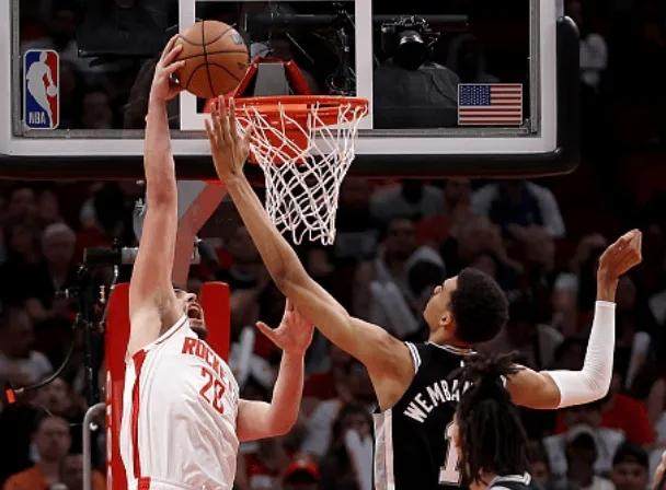 小火龙烫伤斑马！申京炸裂表现送文班生涯最惨一战